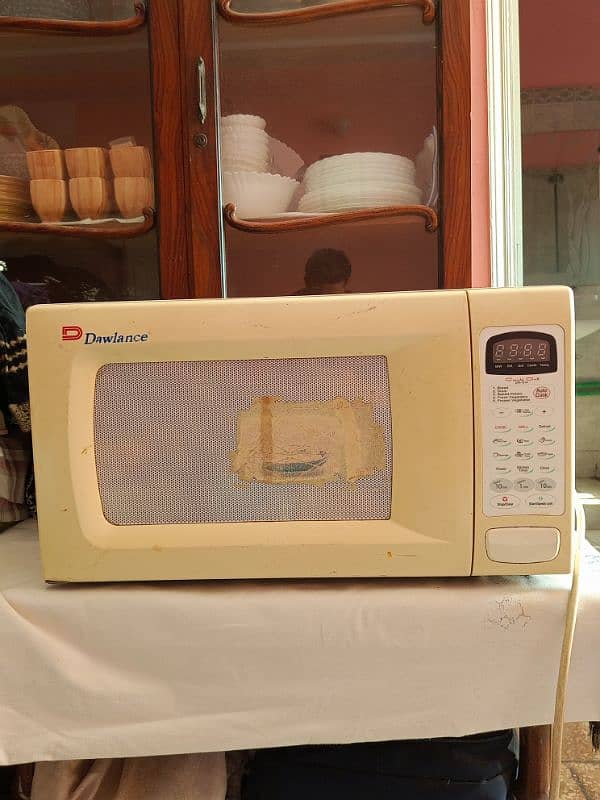 Dawlance MicroWave Full Size Model No DW -131A 0