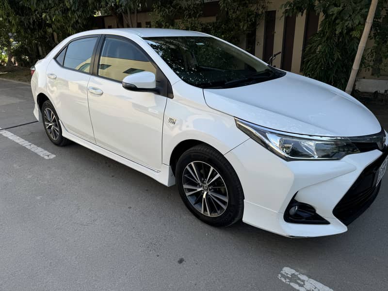 Toyota Corolla Altis 2018 1.6 7