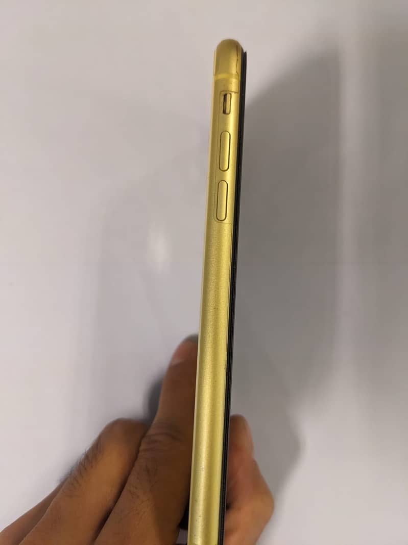 IPHONE 11 256GB DUAL PTA APPROVED 3