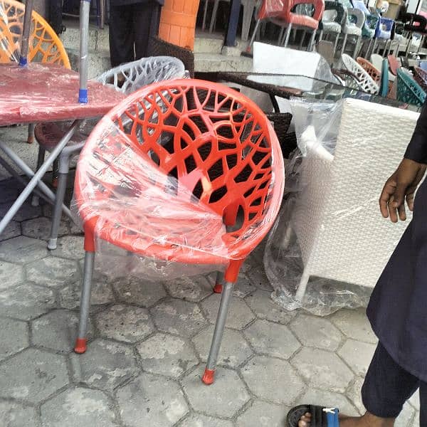 plastic chair 3