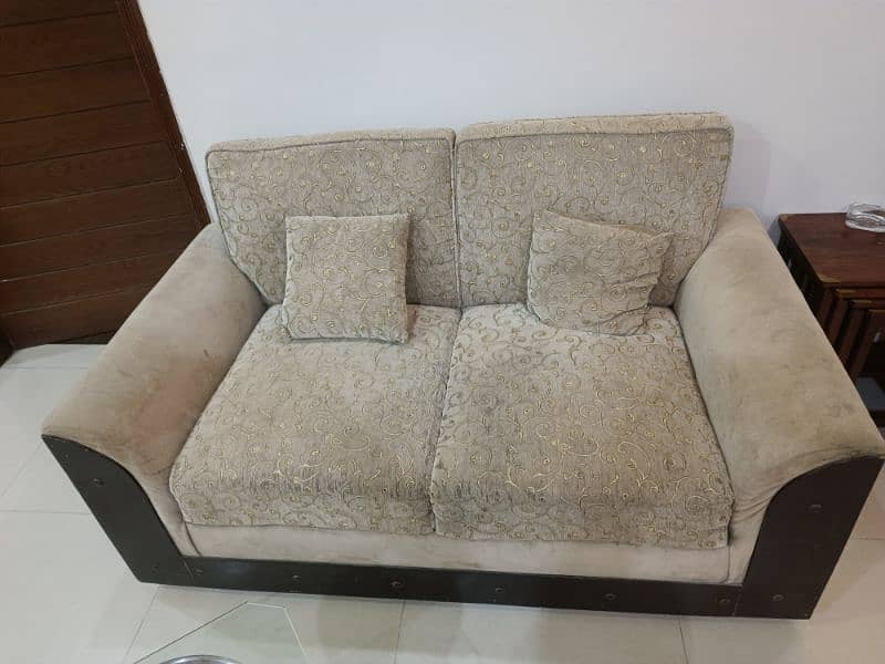 used Sofa Set 1