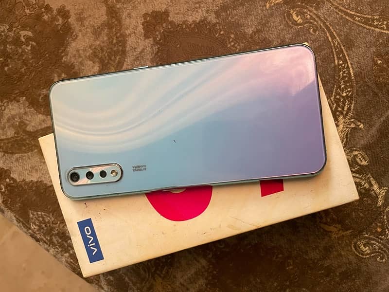 VIVO S1 1