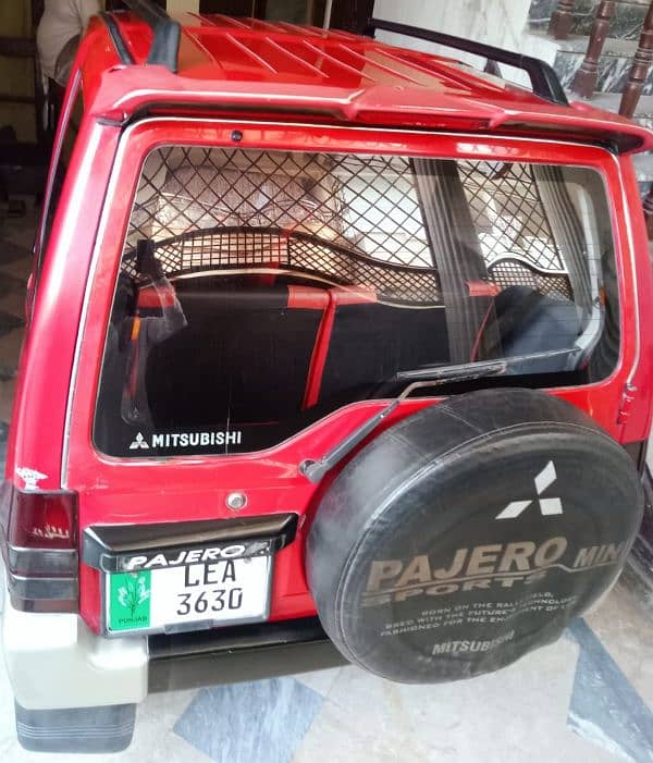 Mitsubishi Pajero Mini 1996 11