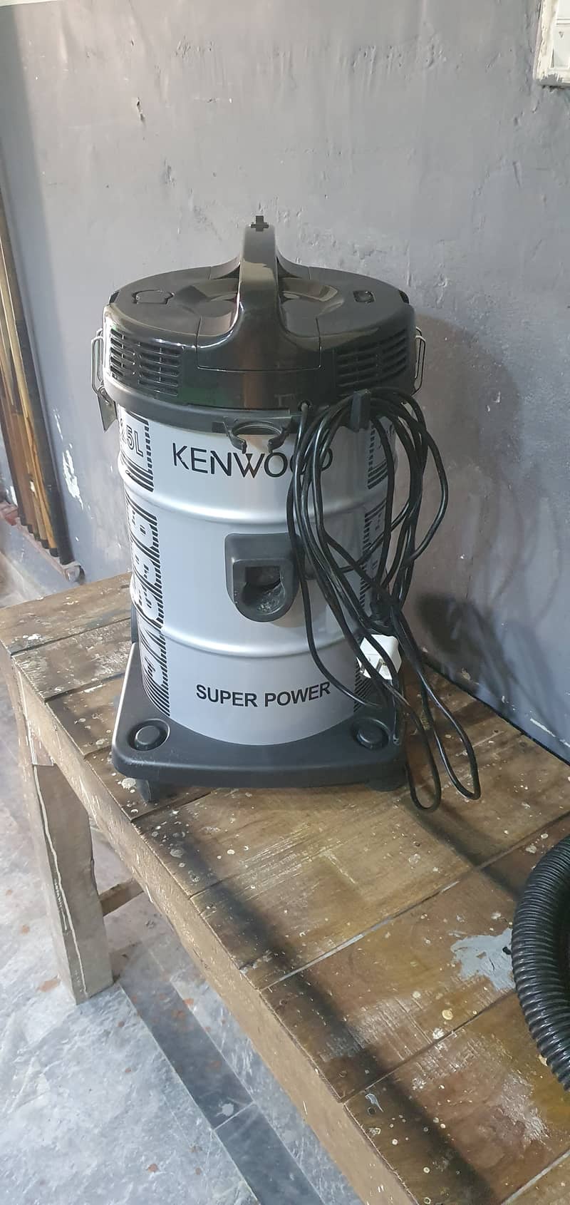 vacuum cleaner (KENWOOD) 6