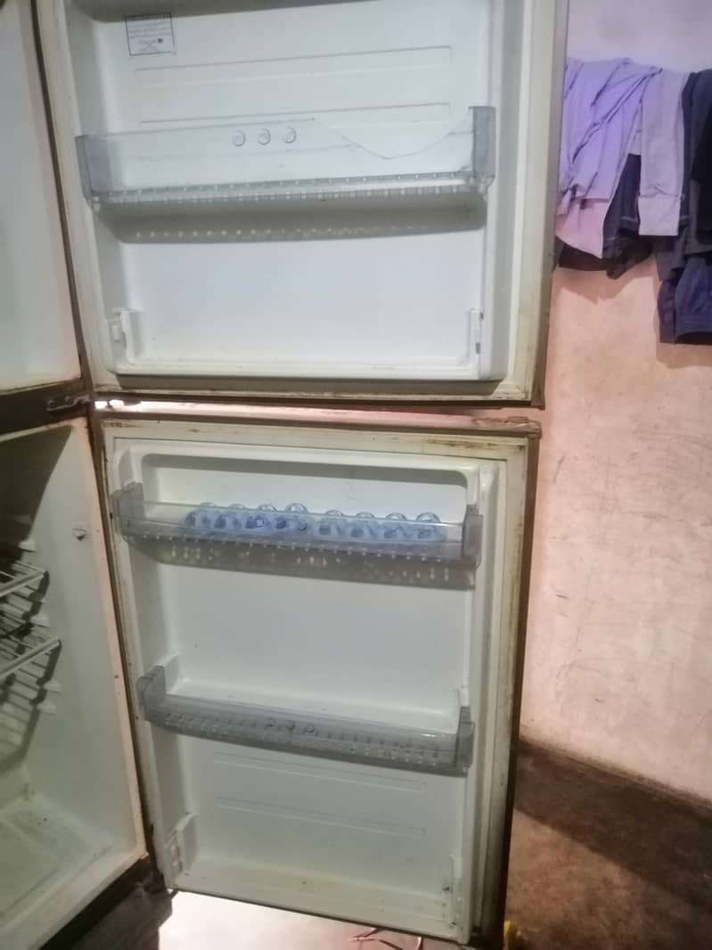 Haier Fridge Medium Size 4