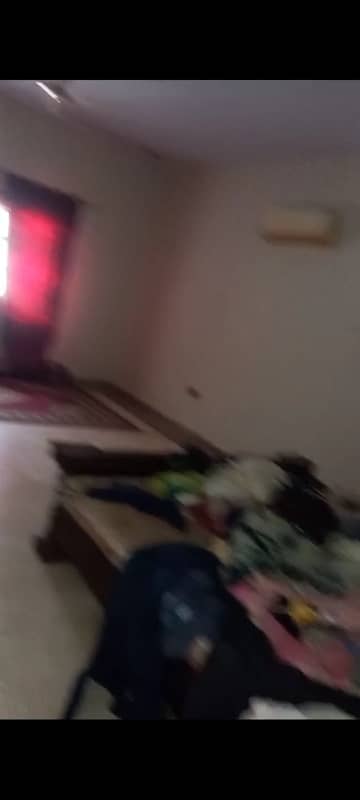 3 Bed Rooms Drawing Lounge Portion For Rent 2nd Floor Marble Flooring 250 yards Block i North Nazimabad 11