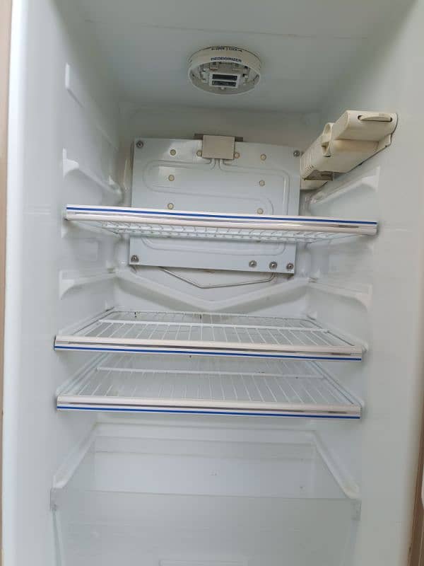 Dawlance Refrigerator 10/10 Condition 2