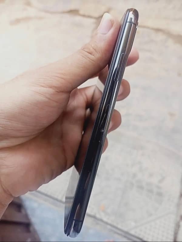 IPhone X 64 GB 2