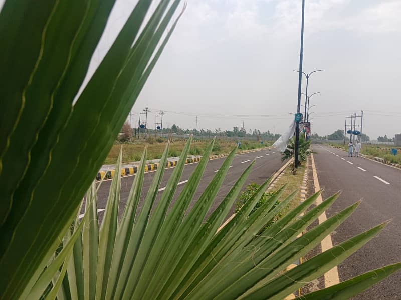 5 Marla Double Road Plot Available In Mardan Enclave 4