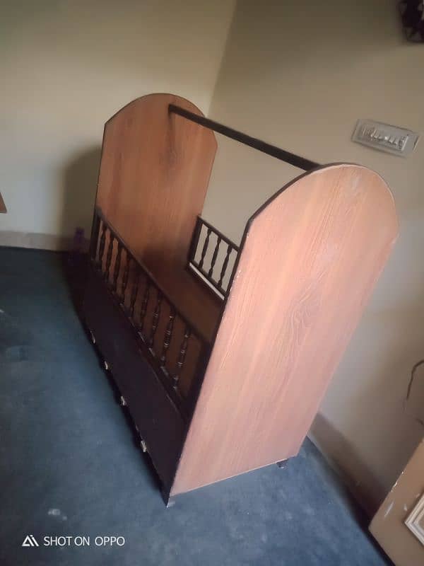 Baby Cot " new condition" 2