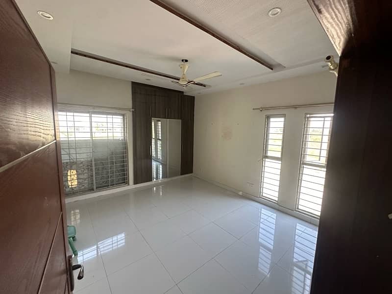 5.5 Marla Corner House For Sale with Beautiful Garden 17