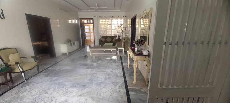 1 Kanal House Up For Sale At 53 Feet Raod Sector F SMt 10