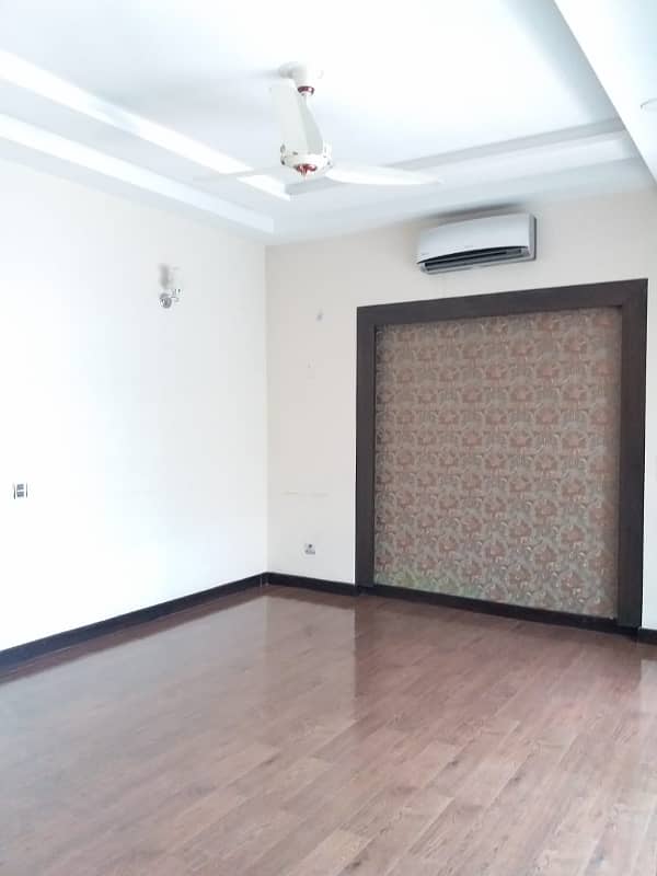 1 Kanal Slightly Used Unique Modern Design House For Sale At Prime Location Near To Park In DHA Phase 4 Lahore 28