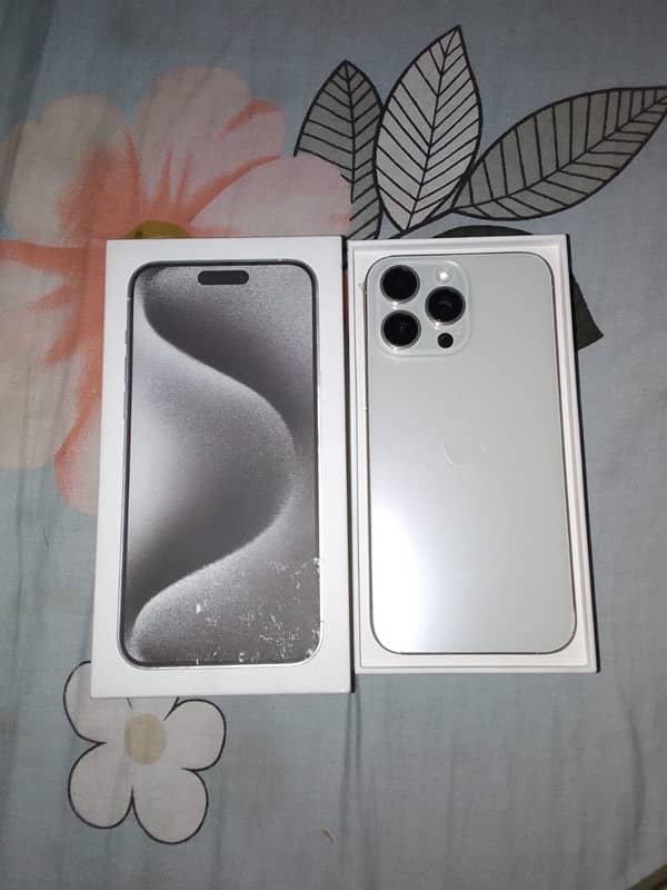 I PHONE 15 PRO MAX WHITE TITANIUM 1