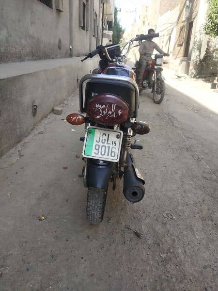 Honda 125 19model urgent sell came ki awaz ha Baki thk ha Honda 7