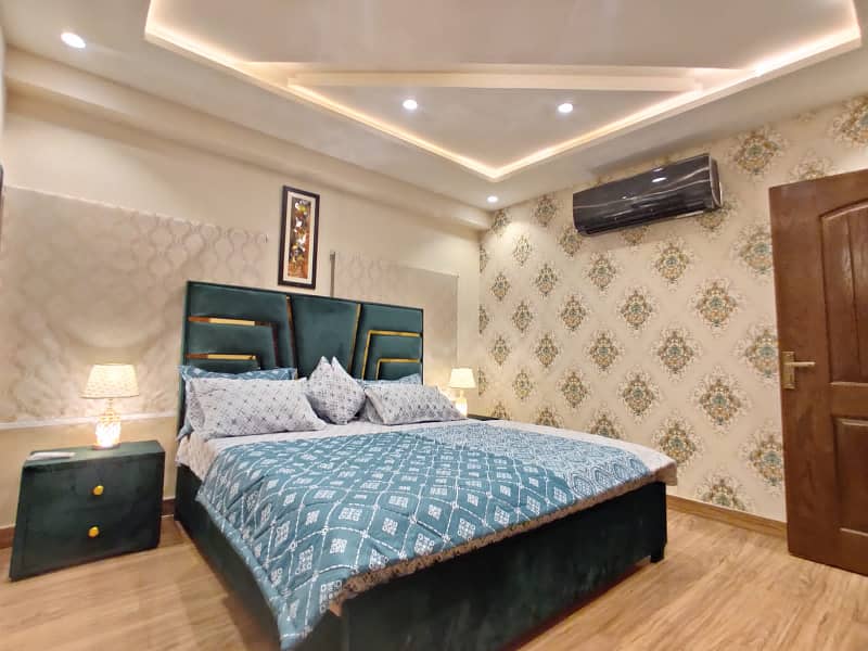 1 Bedroom VIP Full furnish flat per day available in Bahria town Lahore 18