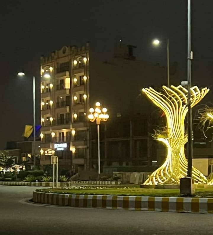 1 Bedroom Apartment Available for Sale in Dream Gardens Lahore. 1