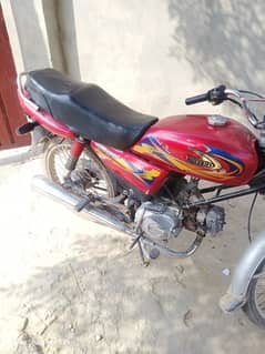 United 100 Cc 2022