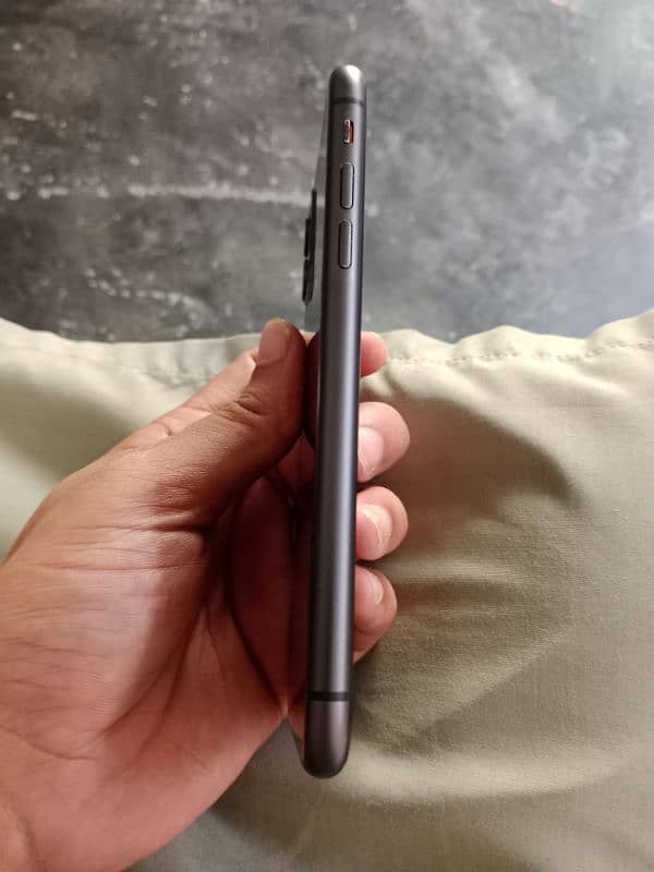 iPhone 11 non pta 64gb watar pack 4