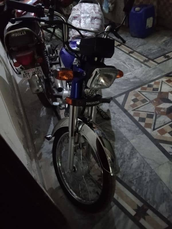 applied for bike just 33 km chali hai 1