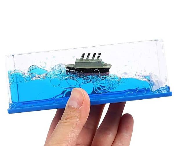 Car Interior Accessories Dashboard Decoration,moving Titanic Liquid W 0