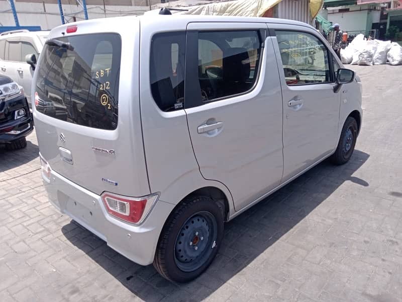 Suzuki Wagon R 2022 9