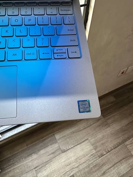 Xiaomi Mi Laptop 13 inch 6