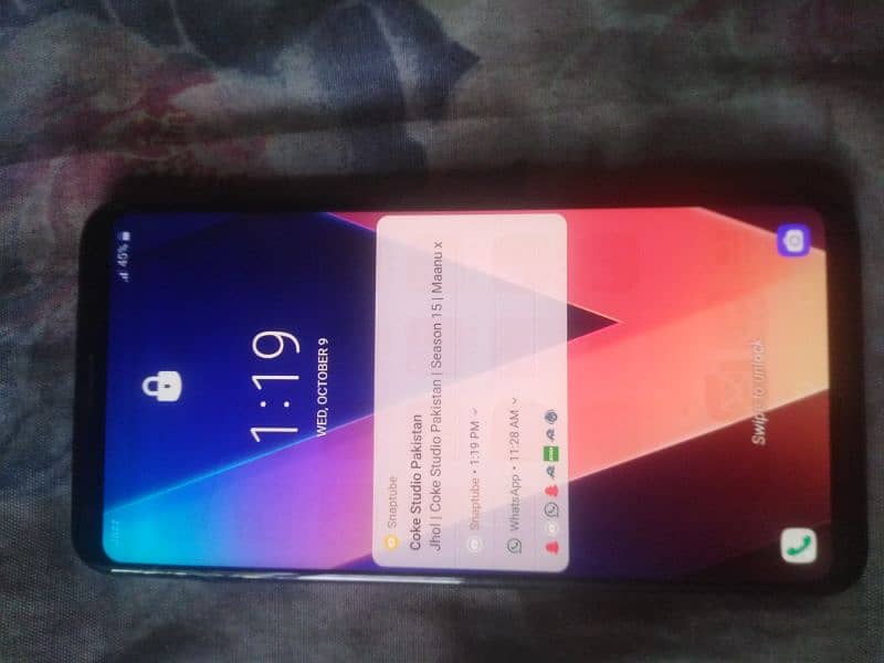 lg v30. WhatsAppno 03323794067. 2