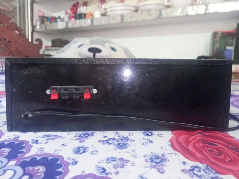 Amplifier stereo in good condition 2