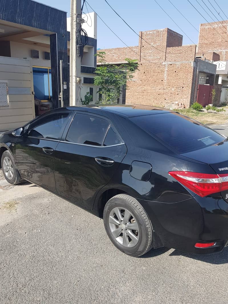 toyota altis grande 1.8 2