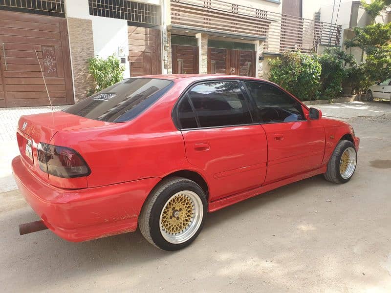 Honda Civic VTi 1997 4