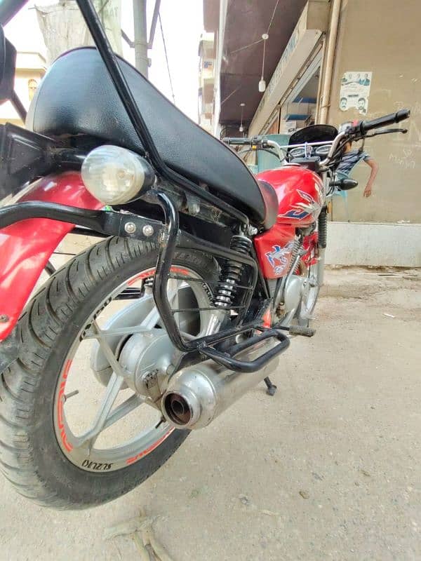 Suzuki 150gs Hyderabad number 3