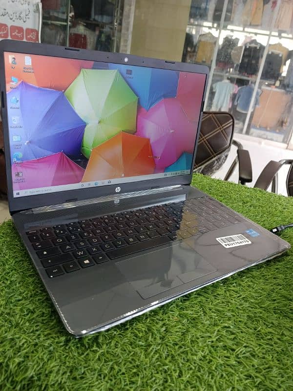 HP LATEST 11th Generation laptop . . (16/256 ssd) 3