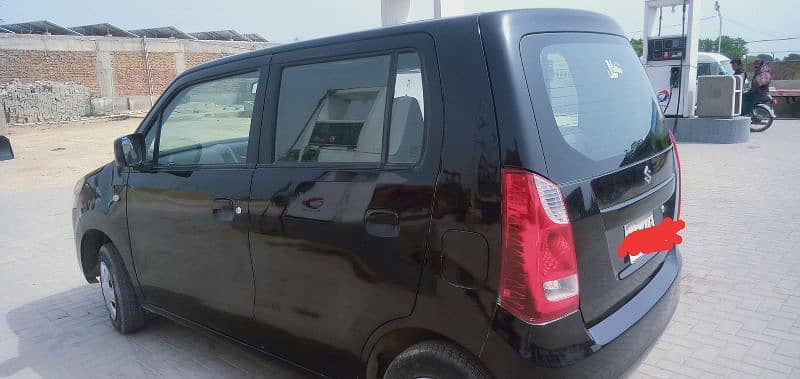 Suzuki Wagon R 2017 4