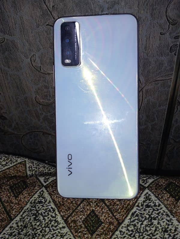 vivo y20 4/64 Gb 1