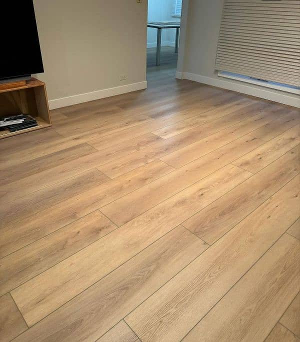 Pvc Vinyl Flooring/Wooden Flooring. 6