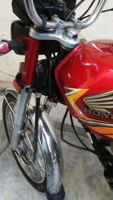 Honda 125=2021 modal bio matic majood hai 6