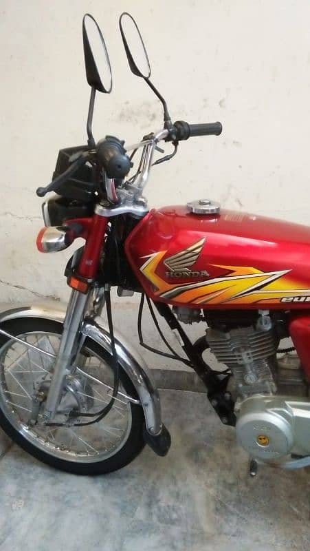 Honda 125=2021 modal bio matic majood hai 17