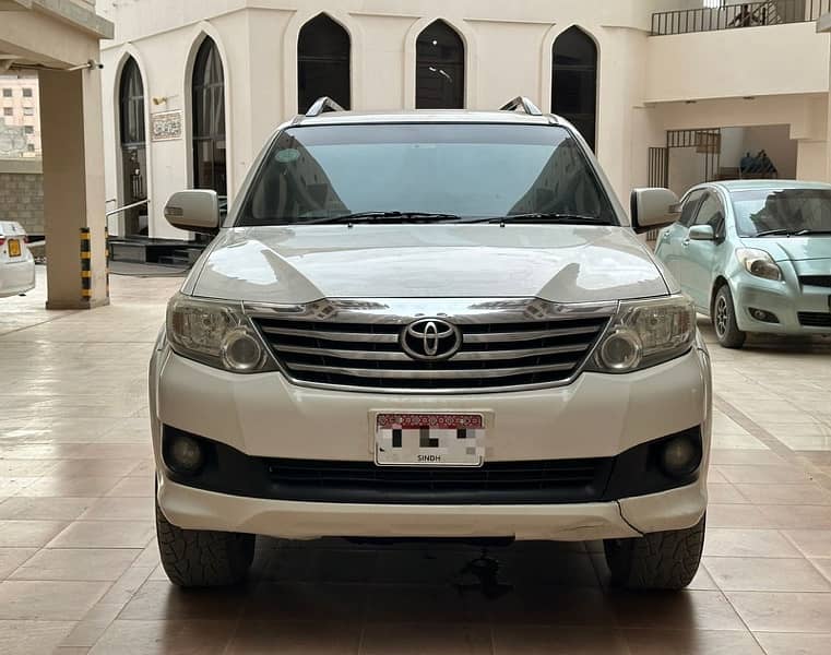 Toyota Fortuner 2014 6