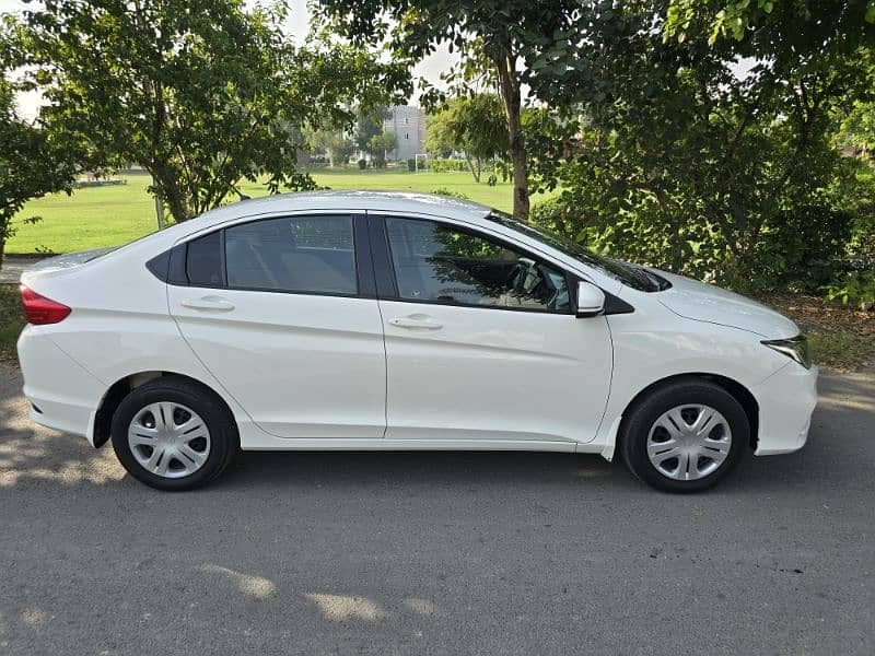 Honda City 1.2 cvt brand new 2023 model 11