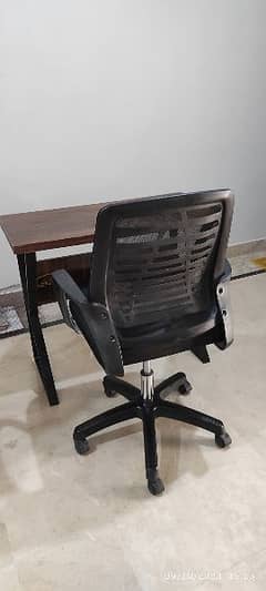 Computer Table with Rolling chair for sale 0