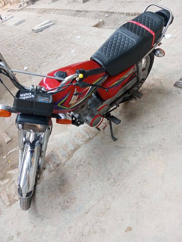 Honda 125 Urgent sell , invoice lake marwat 1