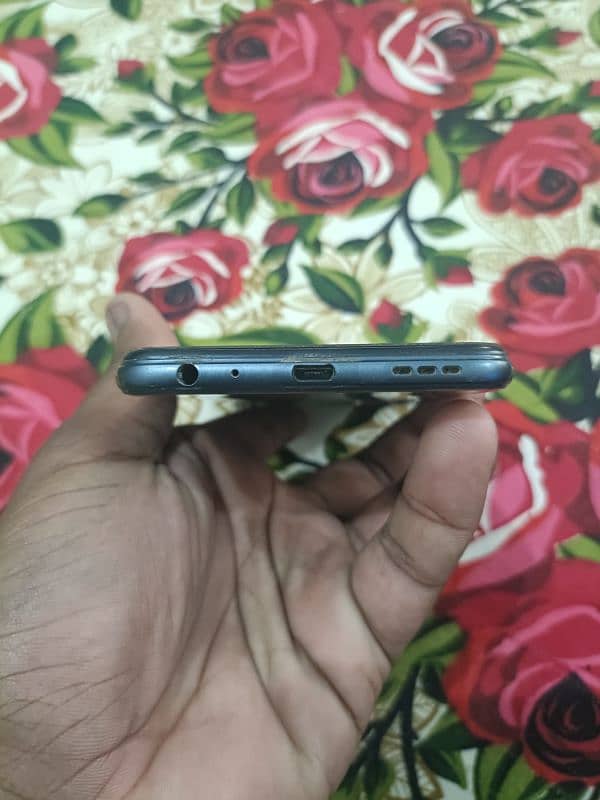 vivo y20 or is ka original charger bhi hai 5