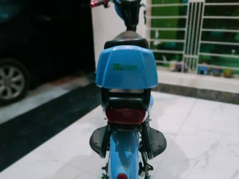 yj future Scooty for sale urgent 7