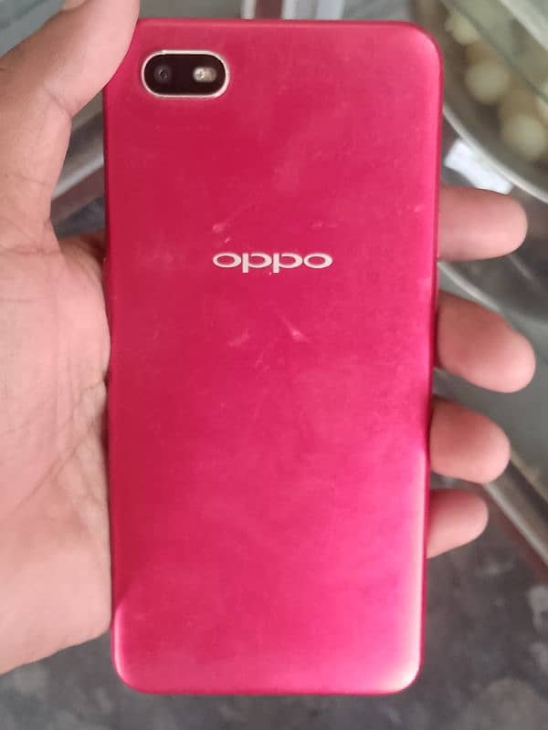 oppo a1k 2. . 32 all ok one hand use 2