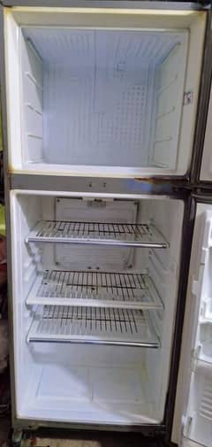 Dawlance fridge for sale