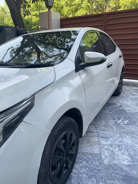 Toyota Corolla XLI 2017 3