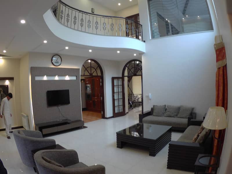 1 Kanal Slightly Used Unique Modren Design House For Sale At Prime Location In DHA PHASE 5 Lahore 4