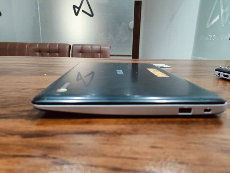 Asus Chromebook – Lightweight, Fast, and Secure Laptop for Everyday 8