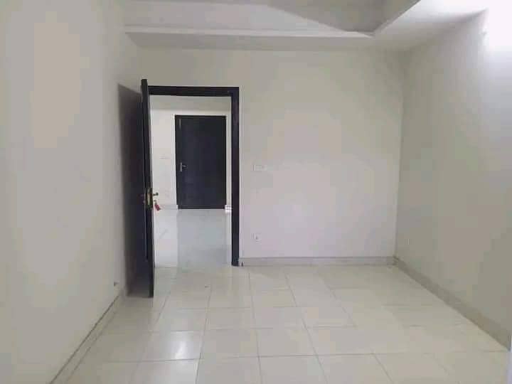 Specious 2 bedroom apartment for sale 0